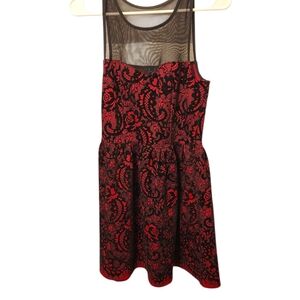 Trixxi Women's Red & Black Velvet Lace Mesh Top Floral Print Formal Dress, Sz M